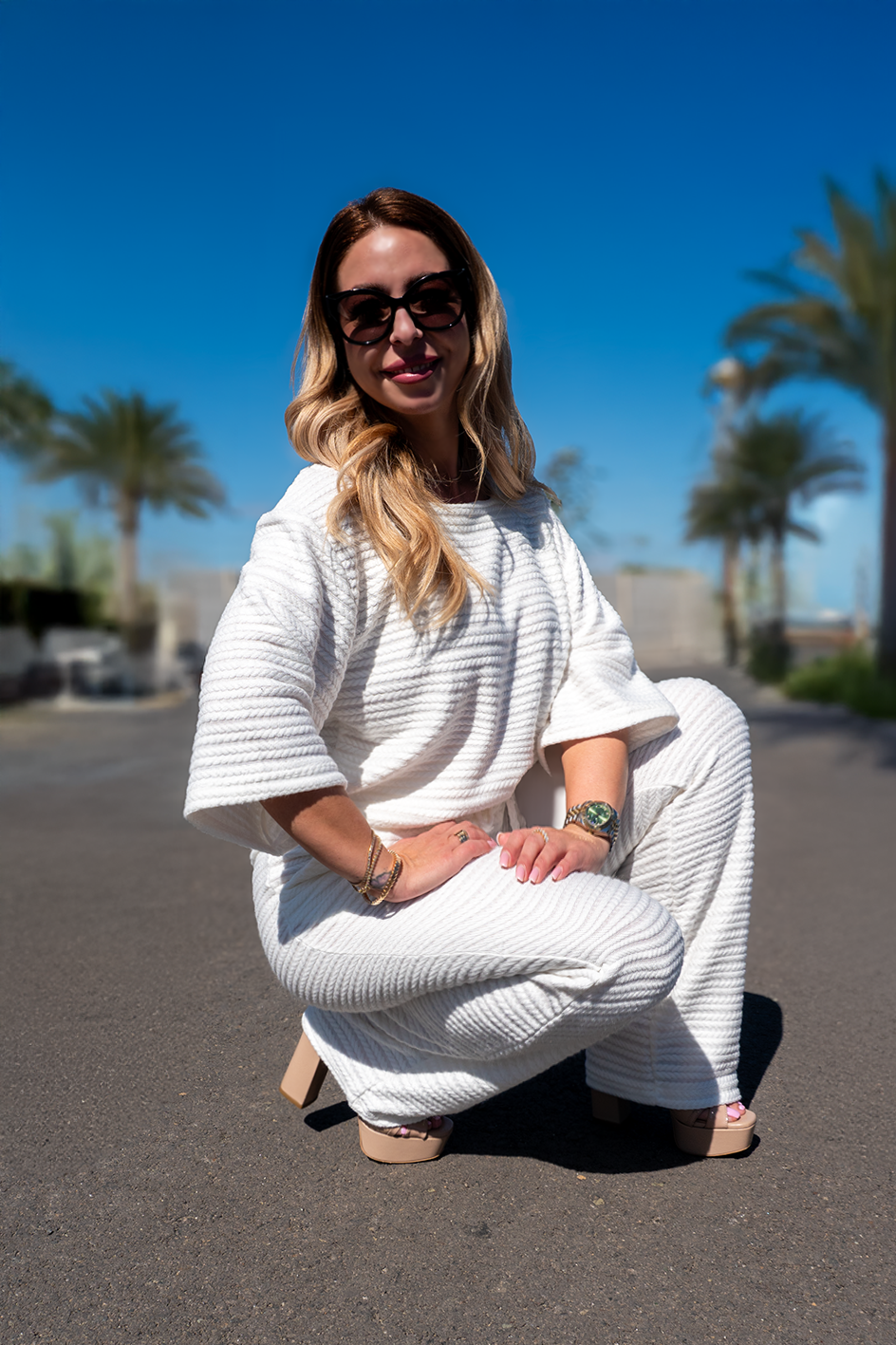 Tricou Unisex MODEL1 - Buticul Evei