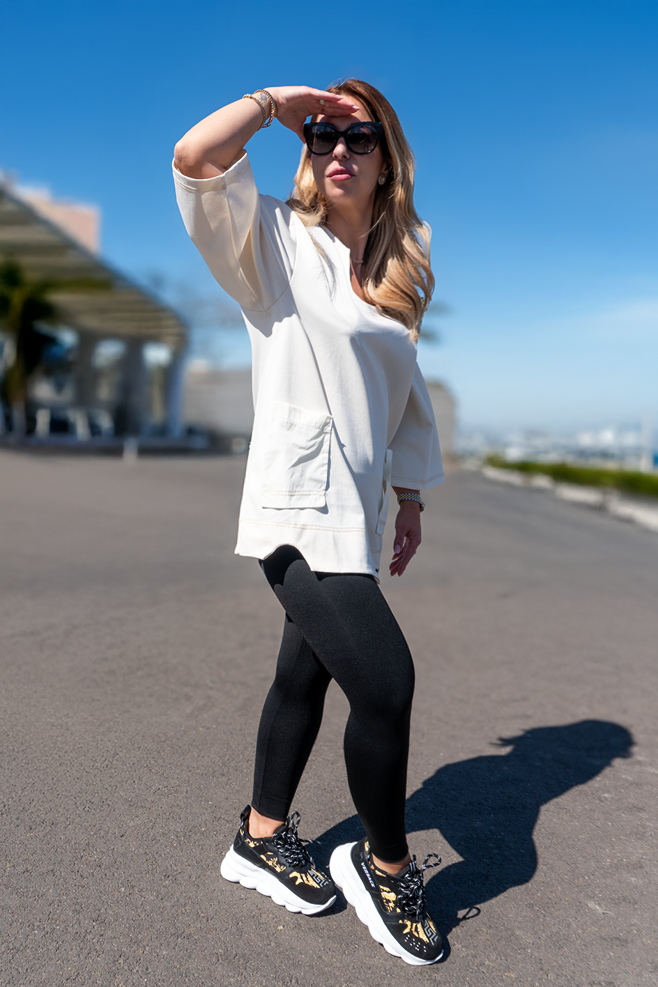 Tricou Unisex MODEL2 - Buticul Evei