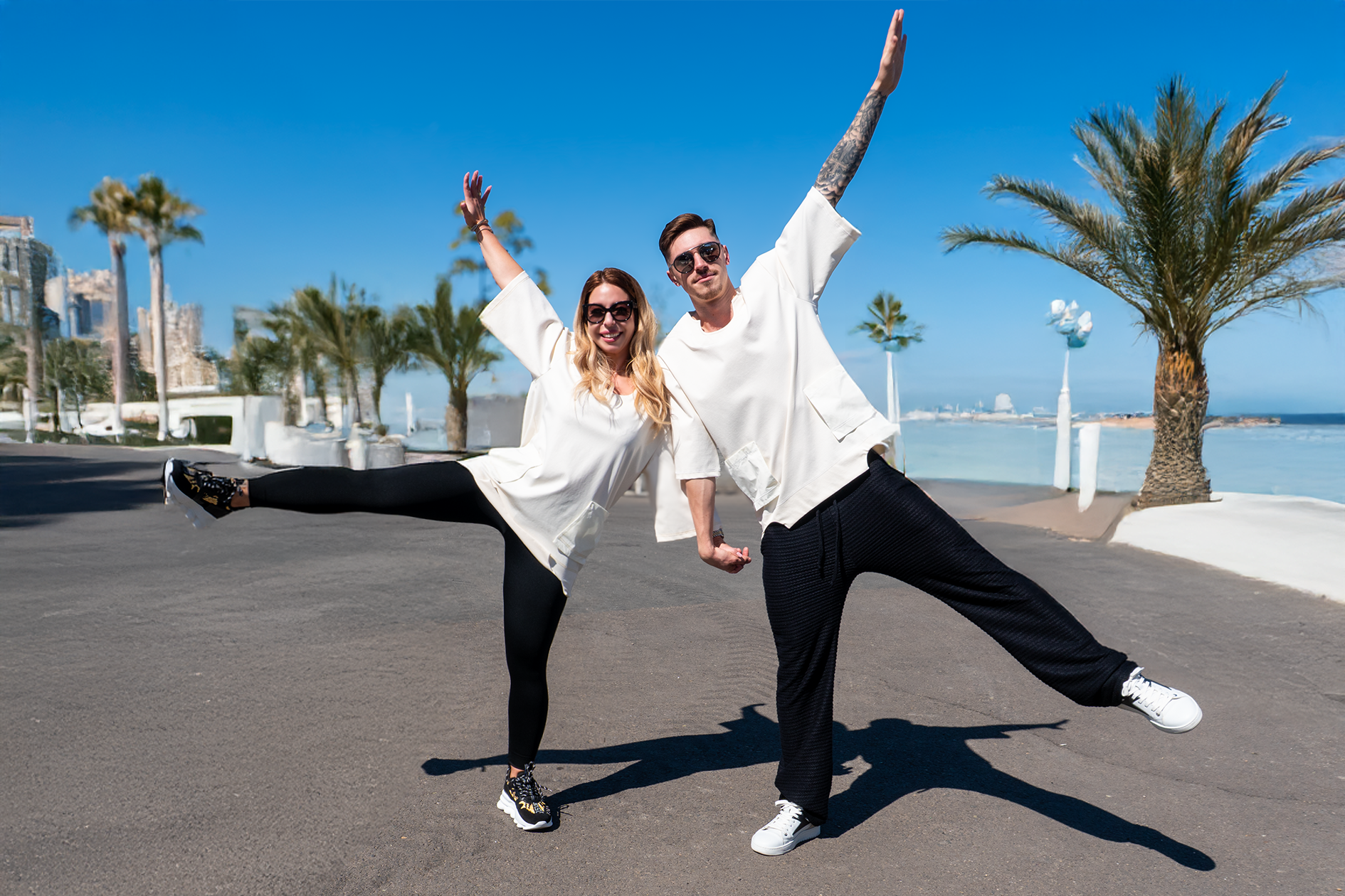 Tricou Unisex MODEL2 - Buticul Evei