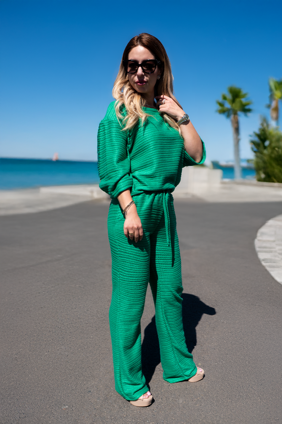 Tricou Unisex MODEL1 - Buticul Evei