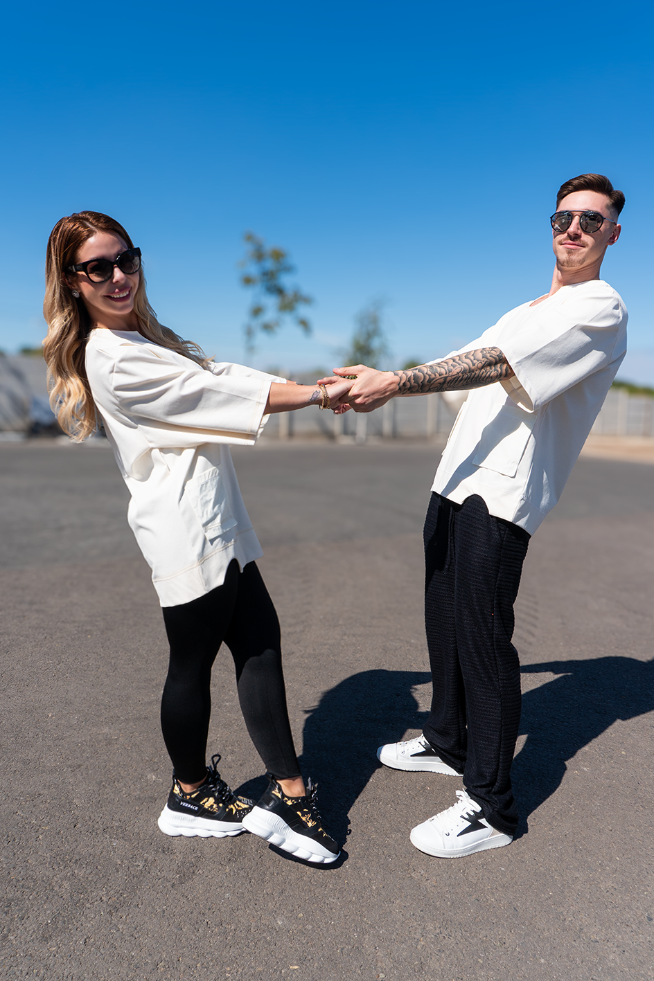 Tricou Unisex MODEL2 - Buticul Evei