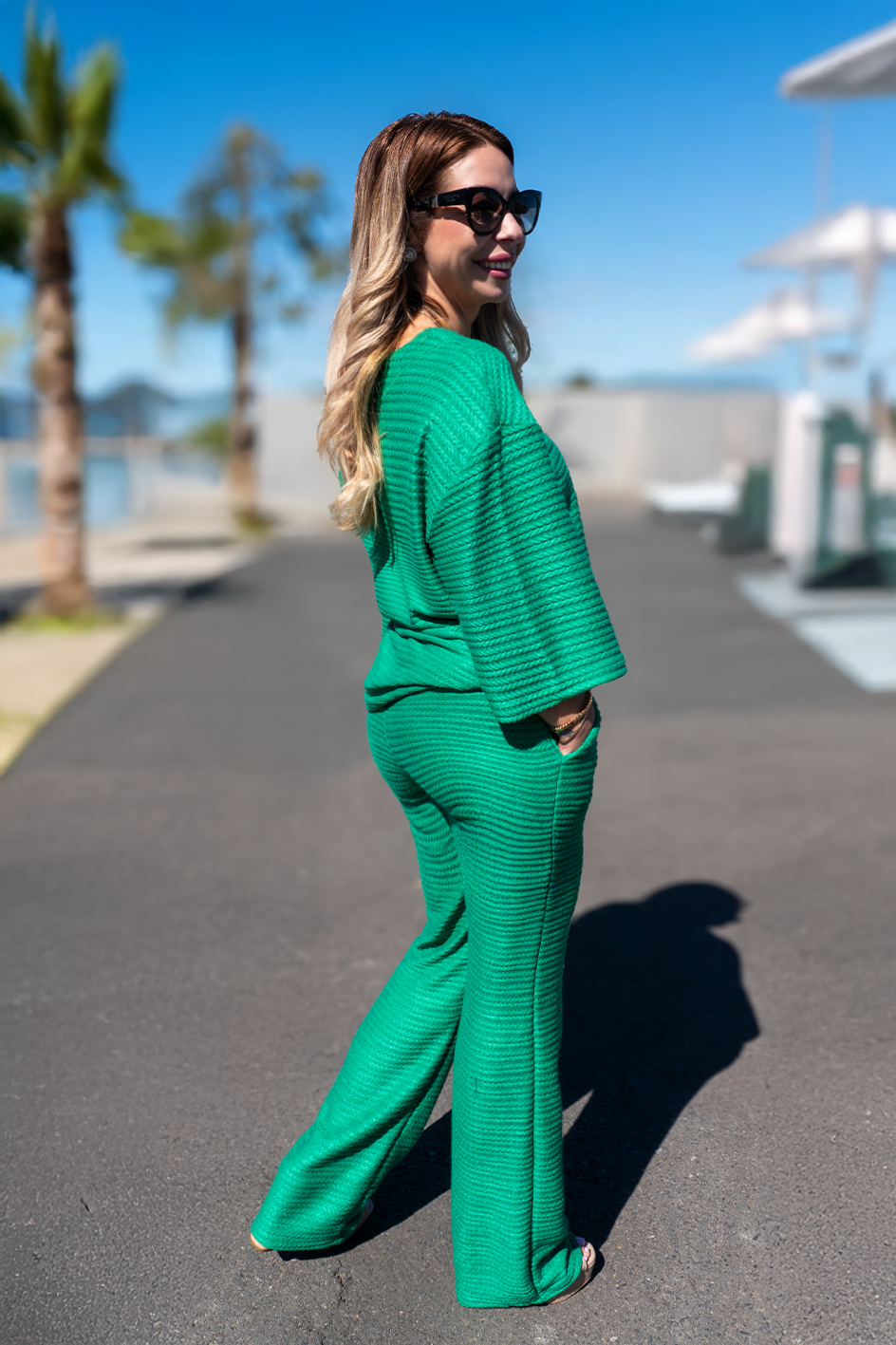 Tricou Unisex MODEL1 - Buticul Evei